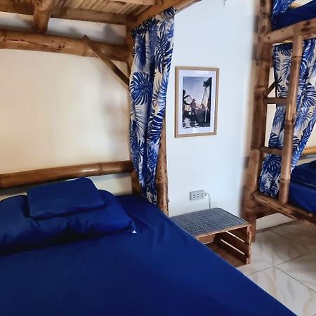 Ostello Blue House Backpackers Siquijor San Juan  Esterno foto