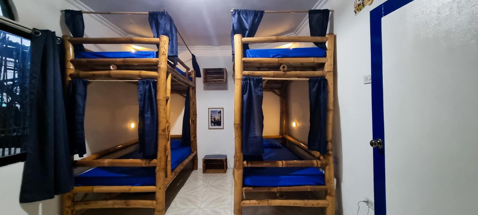 Ostello Blue House Backpackers Siquijor San Juan  Esterno foto