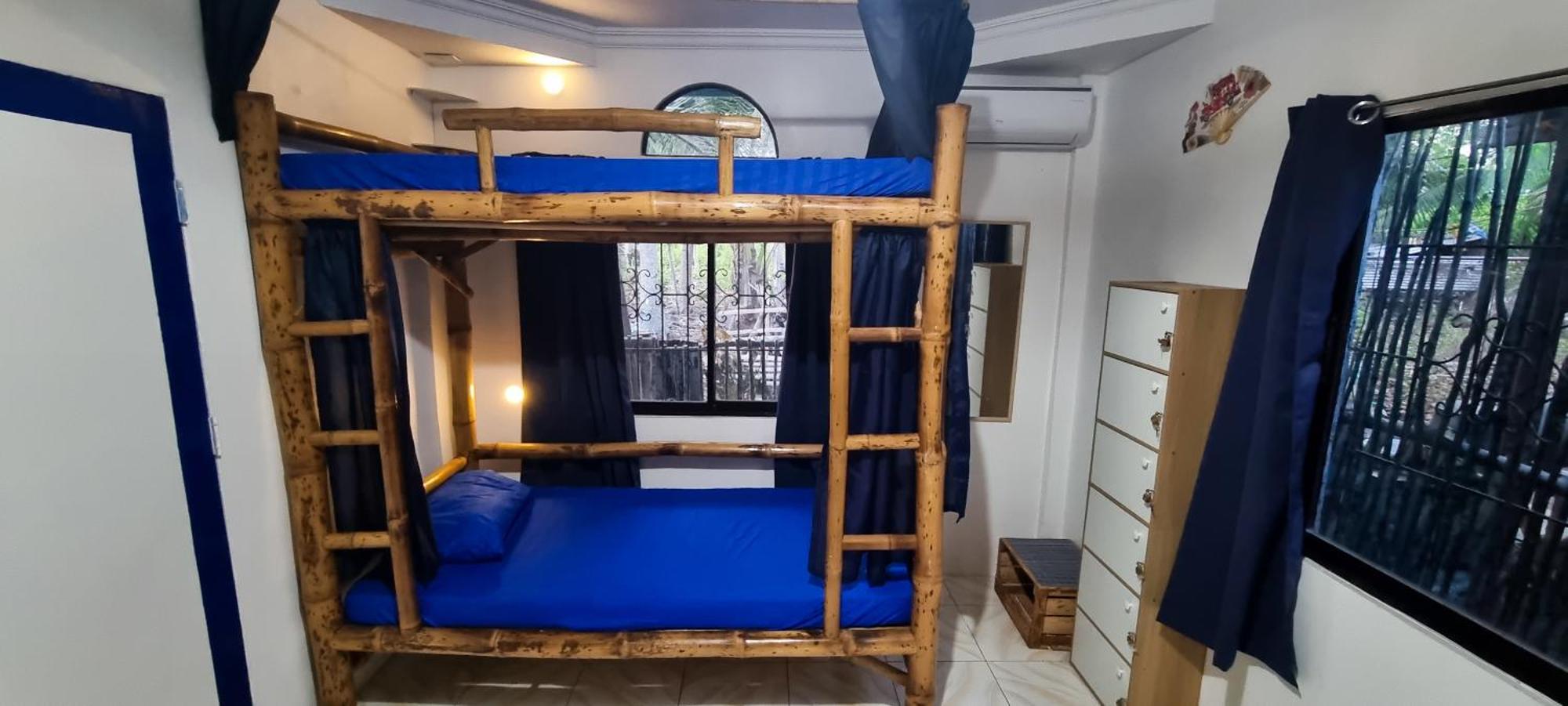 Ostello Blue House Backpackers Siquijor San Juan  Esterno foto